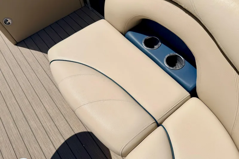 Slide: The Image of Beige seating with cup holders on 2018 Sylvan 8522 Mirage Fish boat. - 30