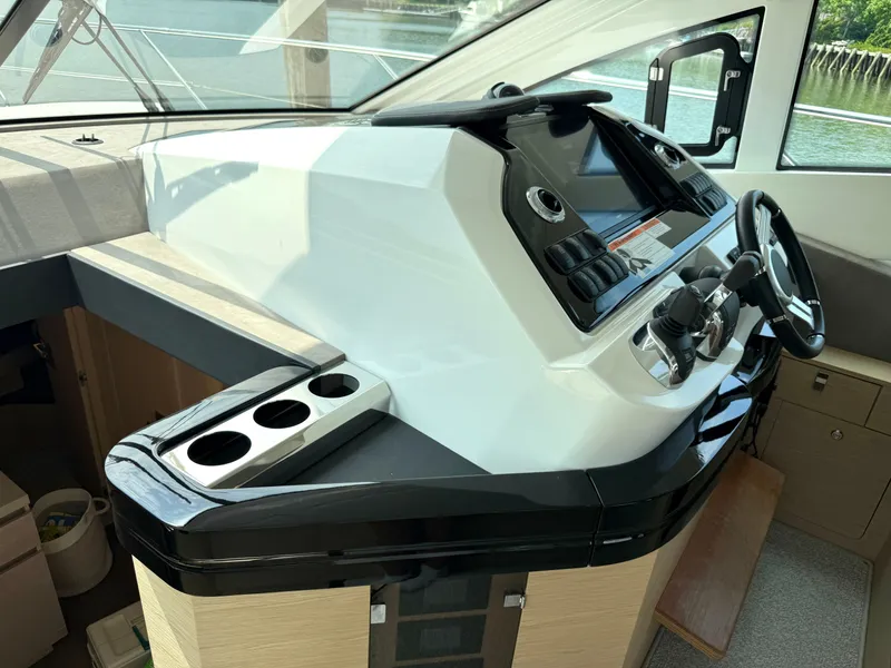 Slide: The Image of Beneteau 50 Gran Turismo SportFly 2020 - 16