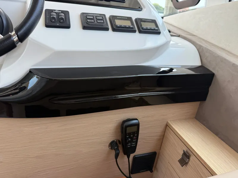 Slide: The Image of Beneteau 50 Gran Turismo SportFly 2020 - 17