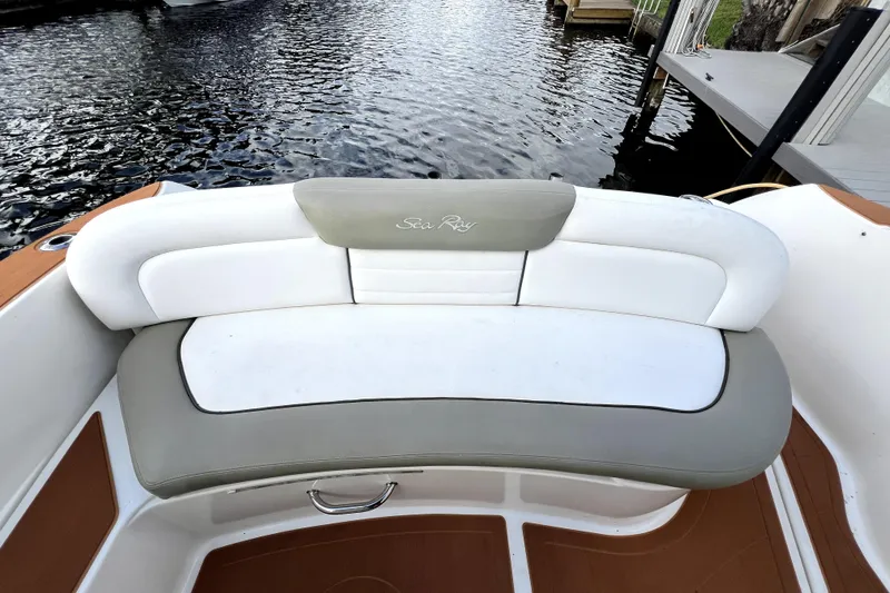 Slide: The Image of 2007 Sea Ray Sundancer 310 boat seating area with water view. - 56