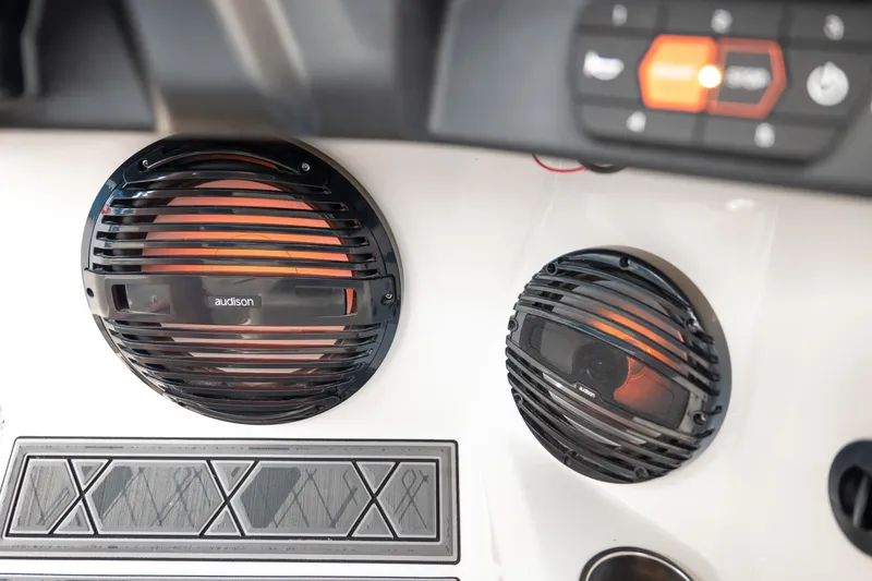 Slide: The Image of 2024 Tigé Z5 boat speakers with Audison branding and control panel. - 35