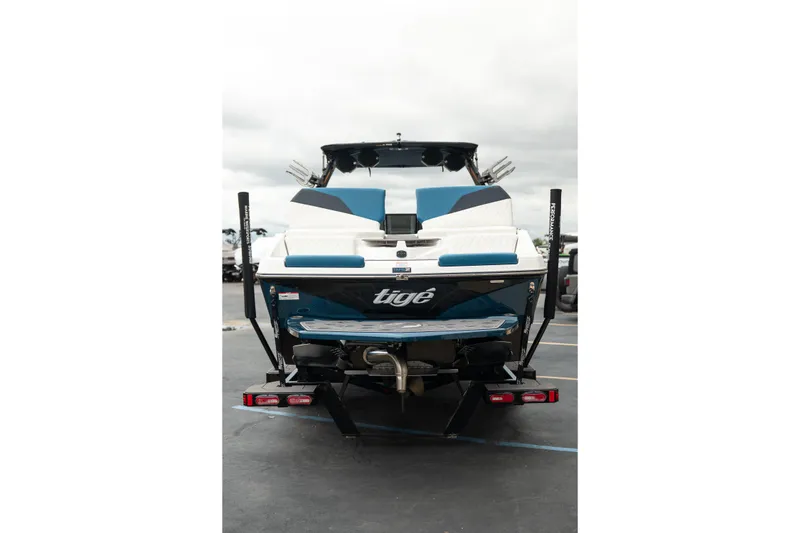 Slide: The Image of 2024 Tigé Z5 boat rear view, showcasing sleek design and modern features. - 6