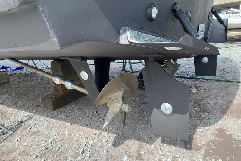 Slide: The Image of Propeller and rudder of 2001 Navigator Yacht 5600 Pilothouse Classic on dry dock. - 7