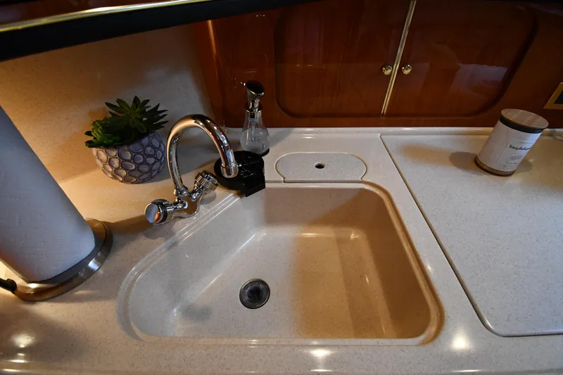 Slide: The Image of Sea Ray Sundancer 460 2000 - 55