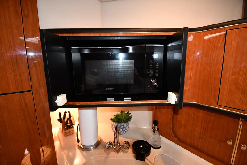 Slide: The Image of Sea Ray Sundancer 460 2000 - 56