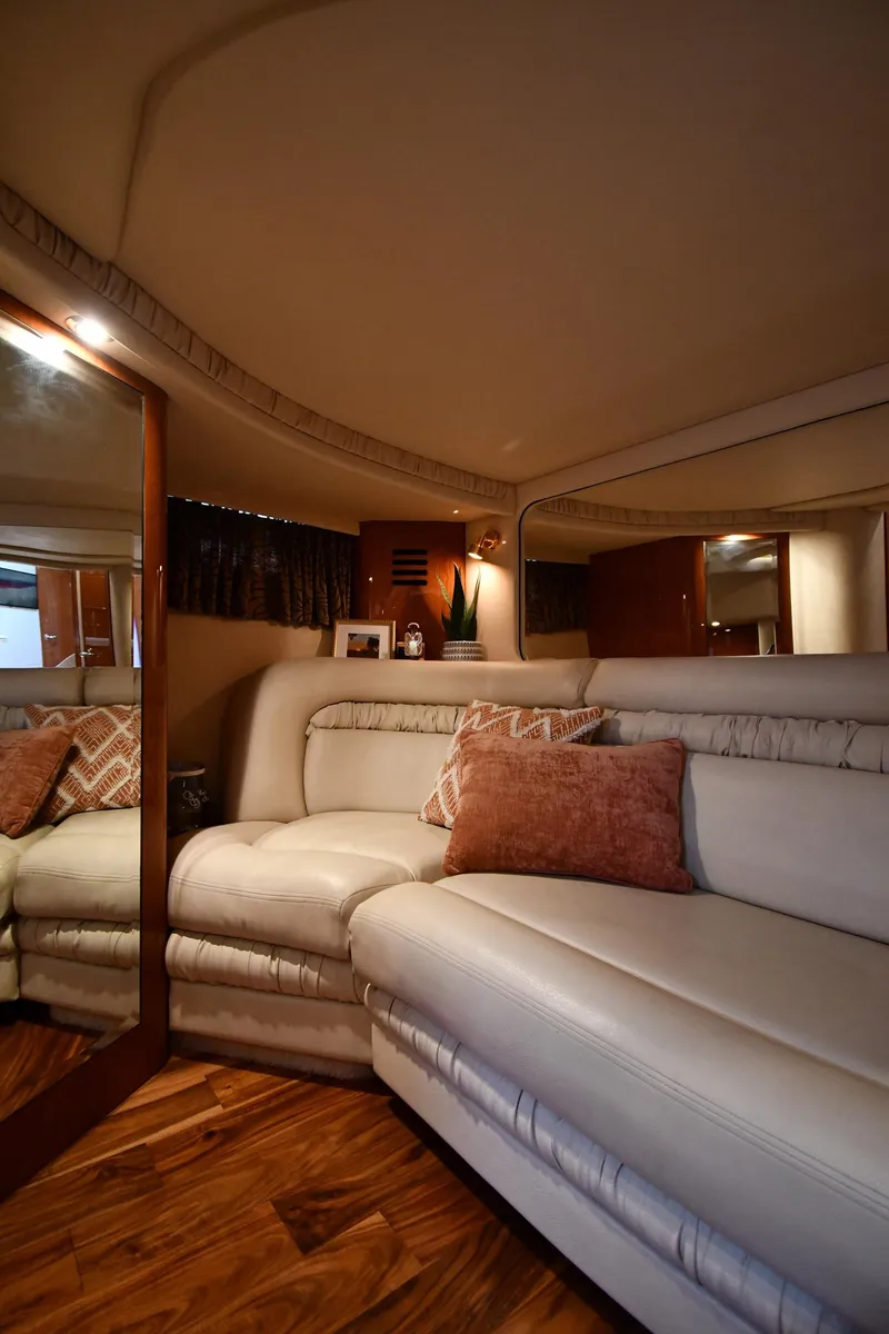 Slide: The Image of Sea Ray Sundancer 460 2000 - 67