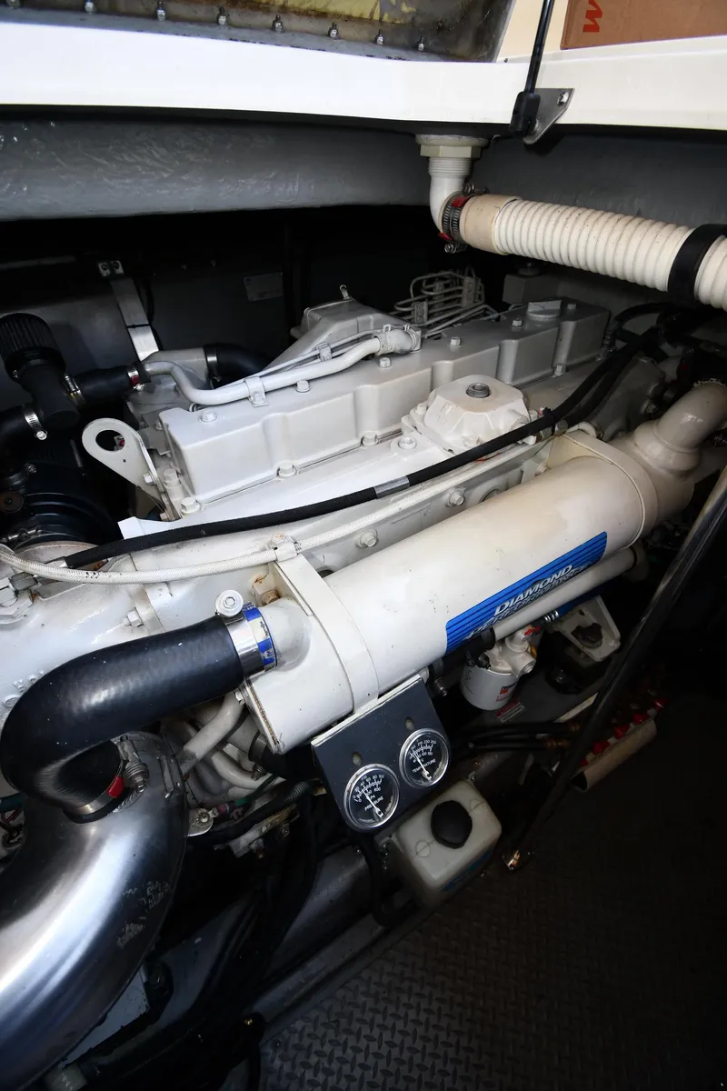 Slide: The Image of Sea Ray Sundancer 460 2000 - 87