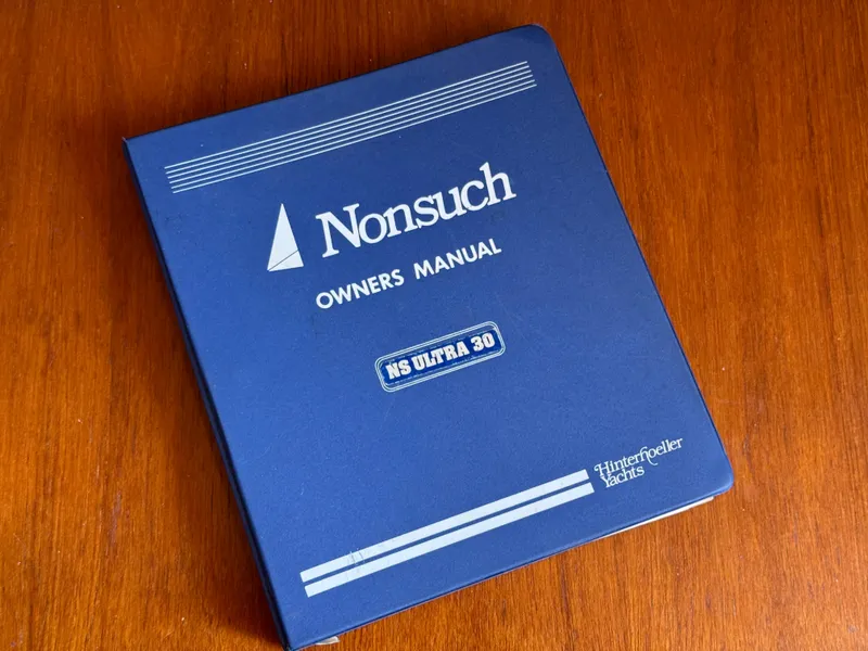 Slide: The Image of Nonsuch 30 Ultra 1989 - 106