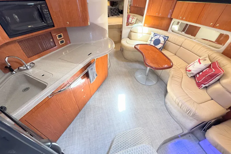 Slide: The Image of Sea Ray 380 Sundancer 2001 - 15