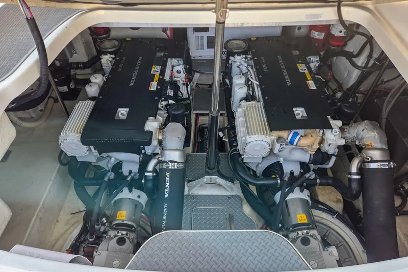 Slide: The Image of Engine compartment of a 2016 Formula 40 Performance Cruiser with Volvo Penta engines. - 45