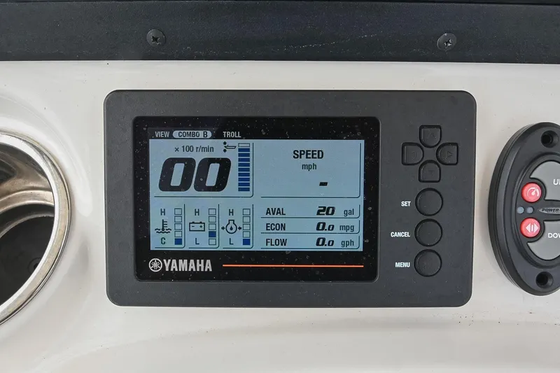 Slide: The Image of Yamaha digital display on 2021 Pathfinder 2200 TRS boat dashboard showing speed and fuel data. - 33