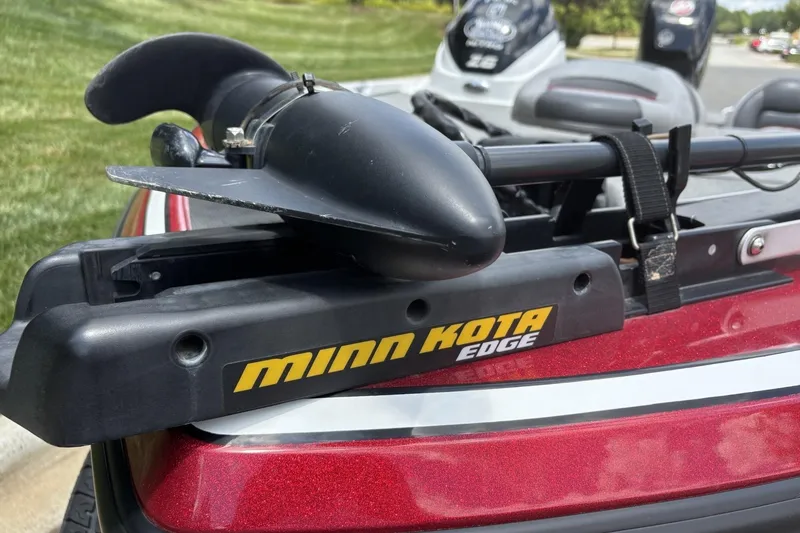 Slide: The Image of Minn Kota Edge trolling motor on 2014 Nitro Z-6 boat, close-up view. - 4