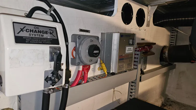 Slide: The Image of Carver Yachts 450 Voyager Pilothouse 2000 - 62