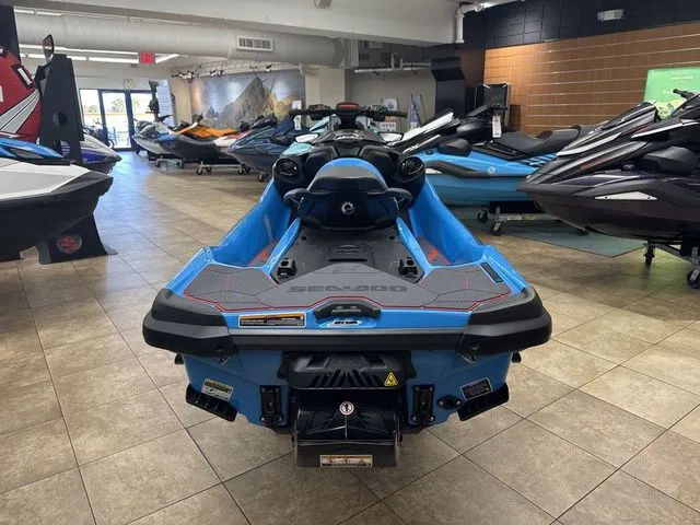 Slide: The Image of Sea-Doo RXT-X 2026 - 4