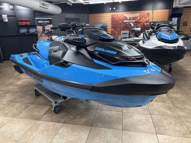 Slide: The Image of Sea-Doo RXT-X 2026 - 7