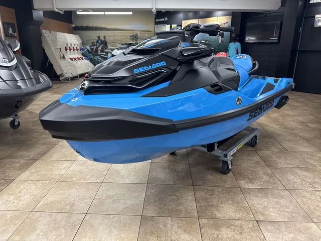 The Image of Sea-Doo RXT-X 2026 - 1