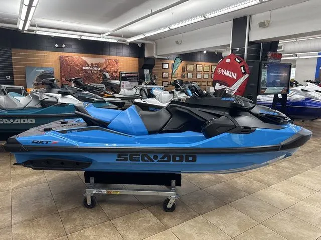 Slide: The Image of Sea-Doo RXT-X 2026 - 6
