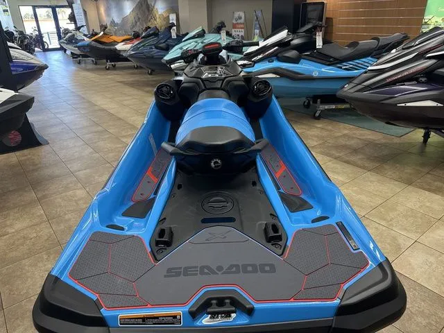 Slide: The Image of Sea-Doo RXT-X 2026 - 14