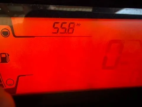 Slide: The Image of A red display shows 55.8 operating hours. - 5