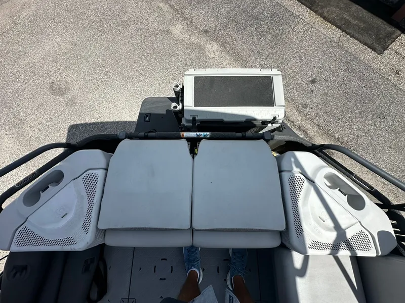 Slide: The Image of Top view of a Sea-Doo 21 SWITCH SPORT cockpit with gray seating. - 27