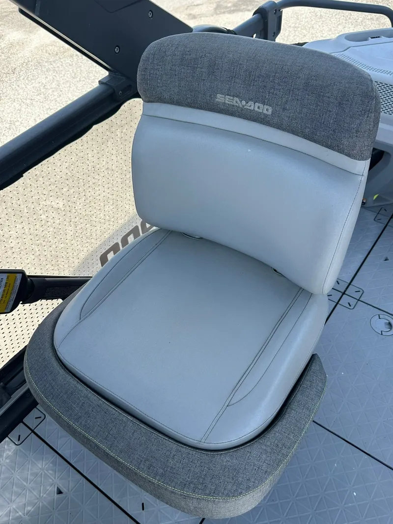 Slide: The Image of A gray and white seat on a 2023 Sea-Doo 21 SWITCH SPORT. - 41