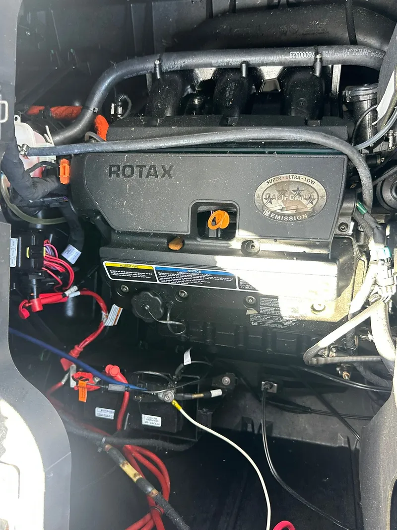 Slide: The Image of Sea-Doo 21 SWITCH SPORT 2023 - 55