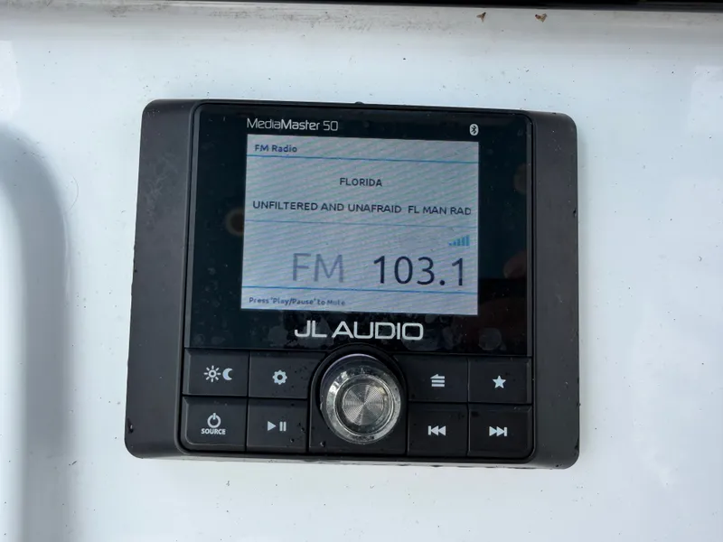 Slide: The Image of Sportsman Heritage 211 Center Console 2021 - 57