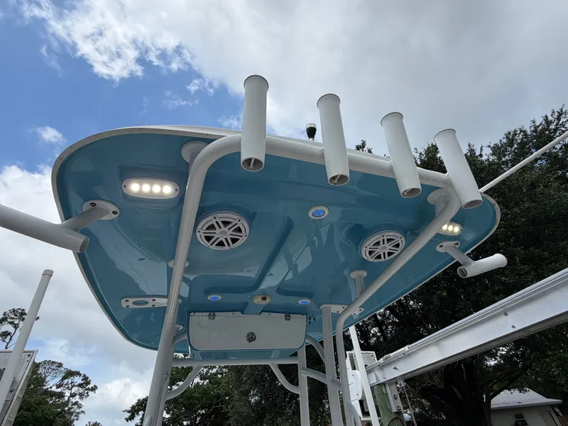 Slide: The Image of Sportsman Heritage 211 Center Console 2021 - 58