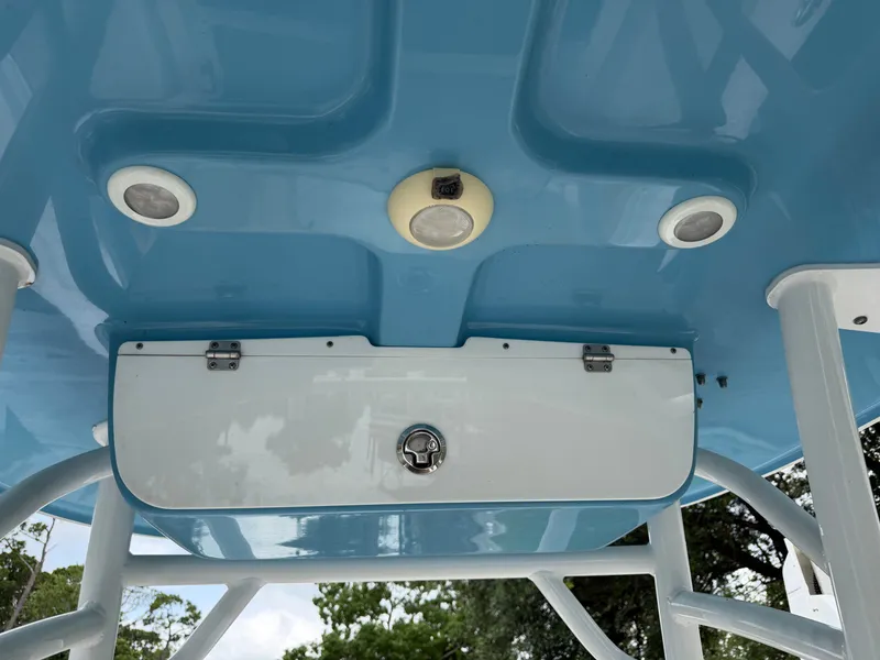 Slide: The Image of Sportsman Heritage 211 Center Console 2021 - 59