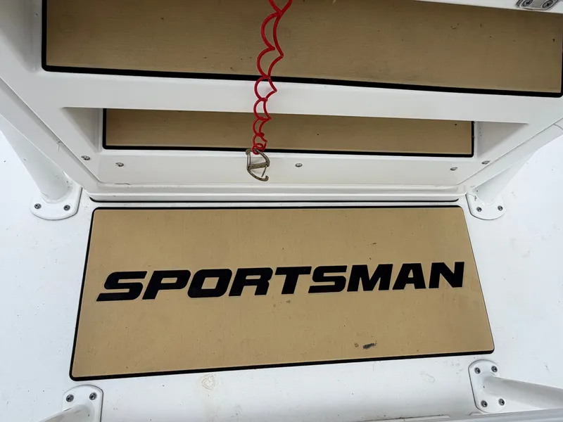 Slide: The Image of Sportsman Heritage 211 Center Console 2021 - 61