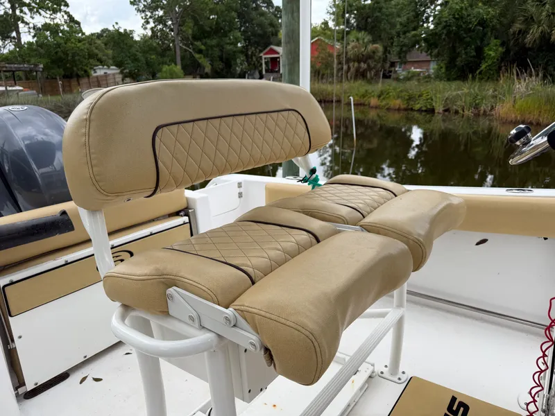 Slide: The Image of Sportsman Heritage 211 Center Console 2021 - 64