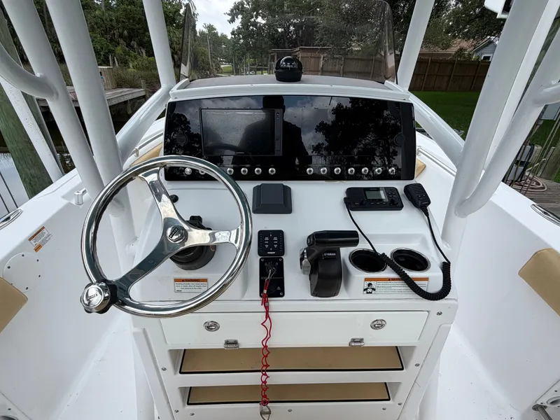 Slide: The Image of Sportsman Heritage 211 Center Console 2021 - 67