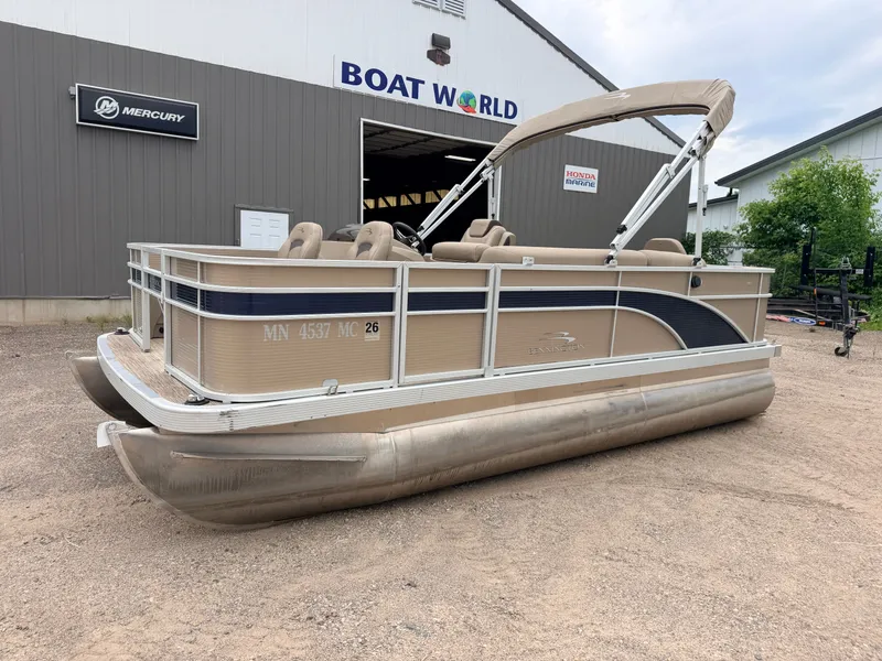 Slide: The Image of Bennington 188 S & 50HP Yamaha 4Stroke 2021 - 48
