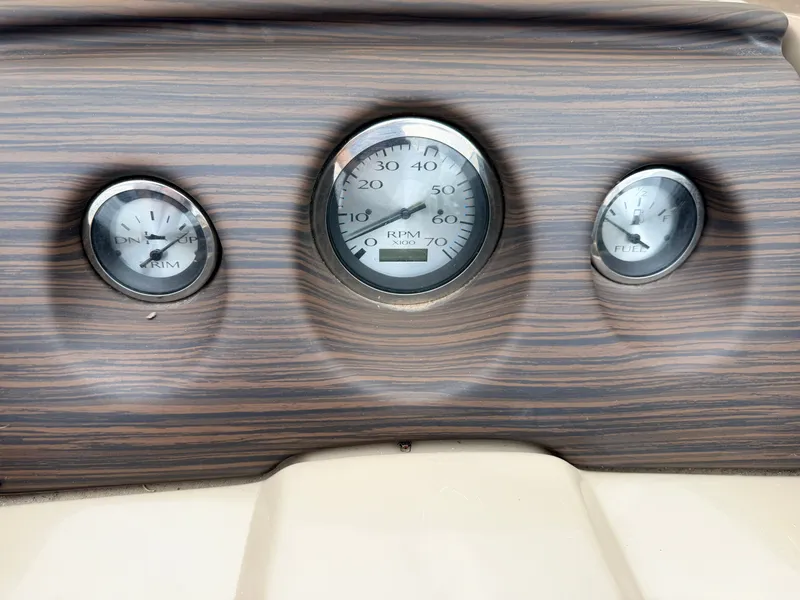 Slide: The Image of Bennington 188 S & 50HP Yamaha 4Stroke 2021 - 28