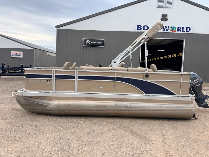 Slide: The Image of Bennington 188 S & 50HP Yamaha 4Stroke 2021 - 50