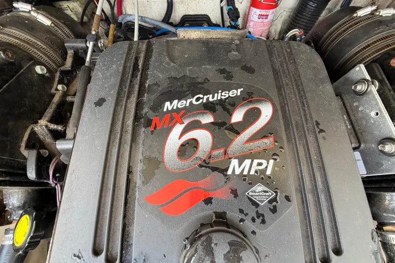 Slide: The Image of MerCruiser MX 6.2 MPI engine in a 2004 Sea Ray 240 Sundeck boat. - 34