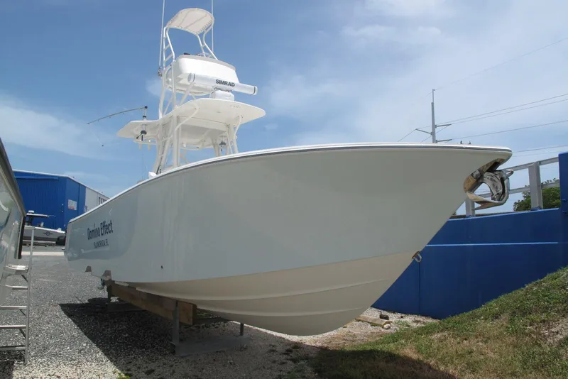 The Image of 2022 SeaVee 322Z boat on display, featuring sleek design and advanced navigation equipment. - 0