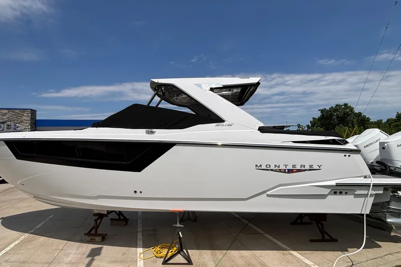 The Image of Monterey 385SS Super Sport 2026 - undefined