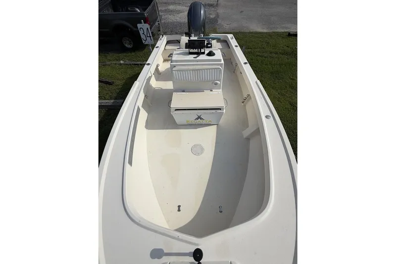Slide: The Image of 2007 Parker 1801 Center Console boat, top view, showcasing spacious deck and console. - 9