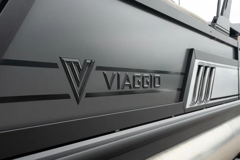 Slide: The Image of 2026 Viaggio Diamante U 26 boat, sleek design with logo detail. - 4