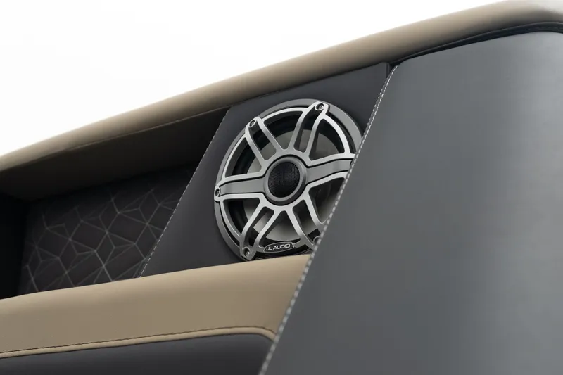 Slide: The Image of Speaker detail in Viaggio Diamante U 26 boat, 2026 model, featuring sleek design elements. - 5