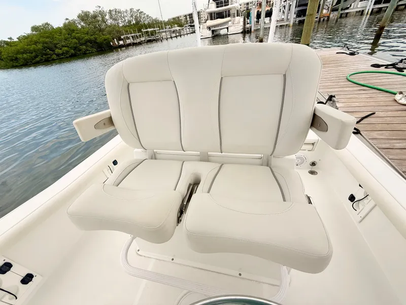Slide: The Image of Sea Hunt BX25FS 2023 - 33