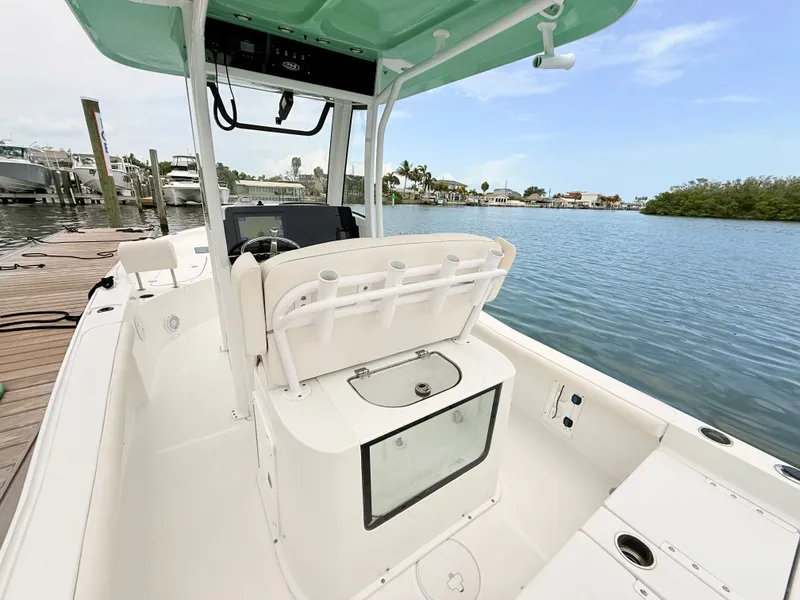 Slide: The Image of Sea Hunt BX25FS 2023 - 25
