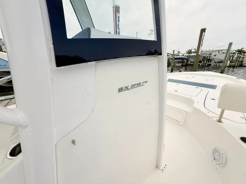 Slide: The Image of Sea Hunt BX25FS 2023 - 39