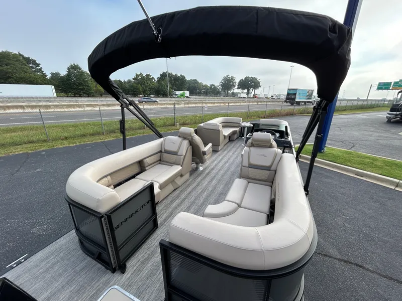 Slide: The Image of Bennington 23SSR LUXE 2027 - 8