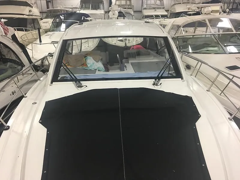 Slide: The Image of 2018 Cruisers 390 Express Coupe - 7