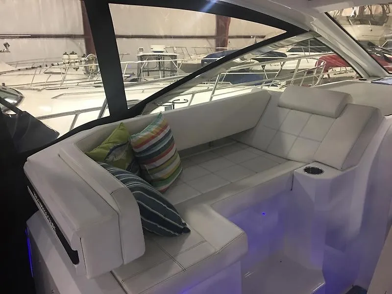 Slide: The Image of 2018 Cruisers 390 Express Coupe - 23