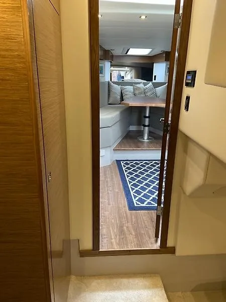 Slide: The Image of 2018 Cruisers 390 Express Coupe - 32