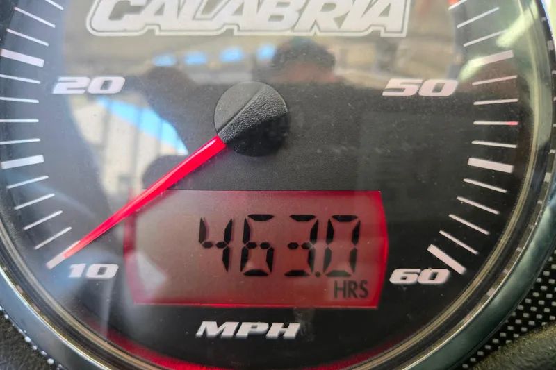 Slide: The Image of Close-up of a 2007 Calabria CAL AIR PRO V speedometer showing 463.0 hours. - 14