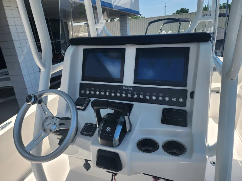 Slide: The Image of Sea Cat 260 2023 - 3